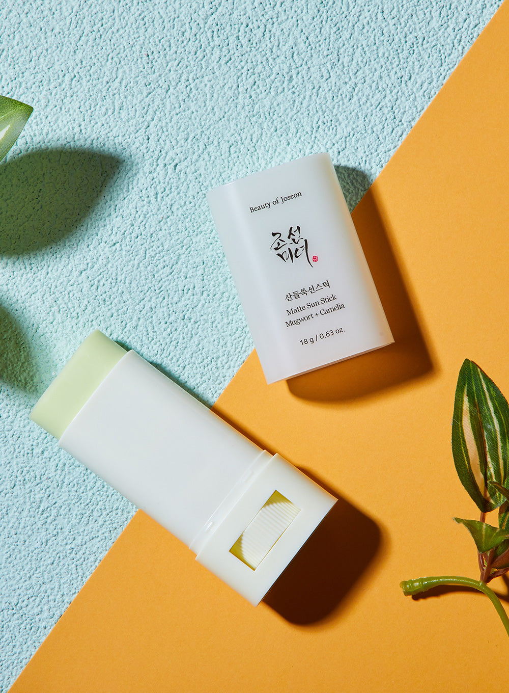 Matte Sun Stick : Mugwort + Camelia (18g)